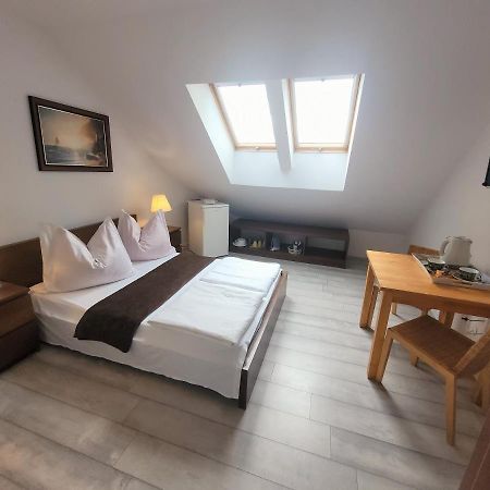 Iwona Pokoje Apartamenty Karwia Buitenkant foto