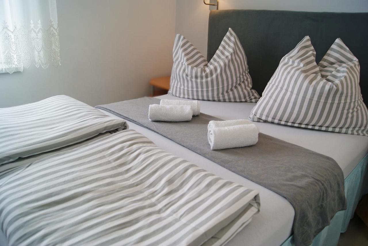 Iwona Pokoje Apartamenty Karwia Buitenkant foto