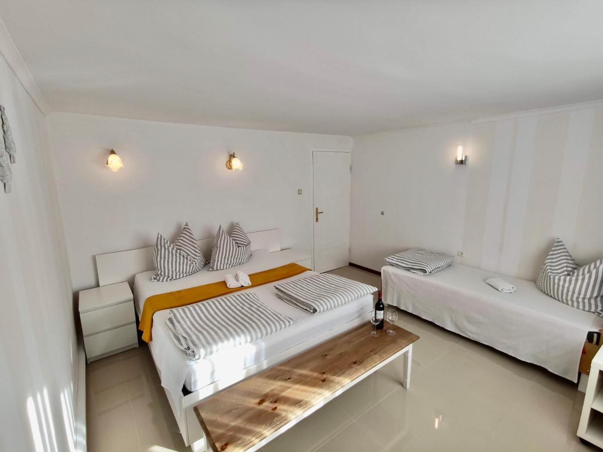 Iwona Pokoje Apartamenty Karwia Buitenkant foto