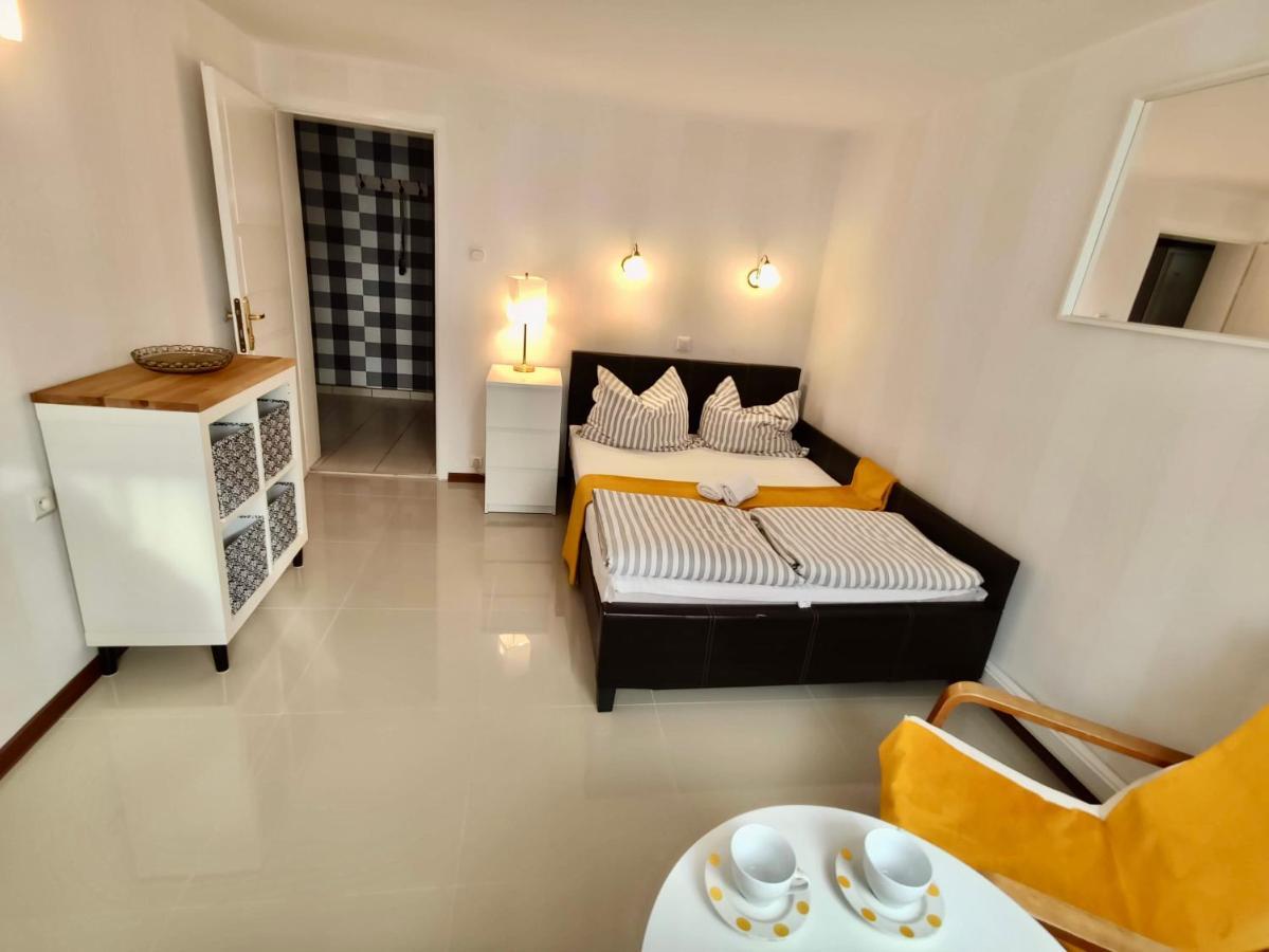 Iwona Pokoje Apartamenty Karwia Buitenkant foto