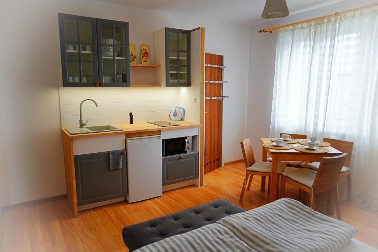 Iwona Pokoje Apartamenty Karwia Buitenkant foto