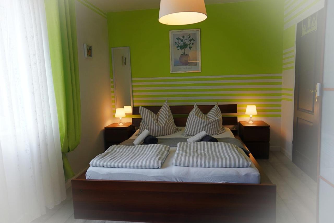 Iwona Pokoje Apartamenty Karwia Buitenkant foto