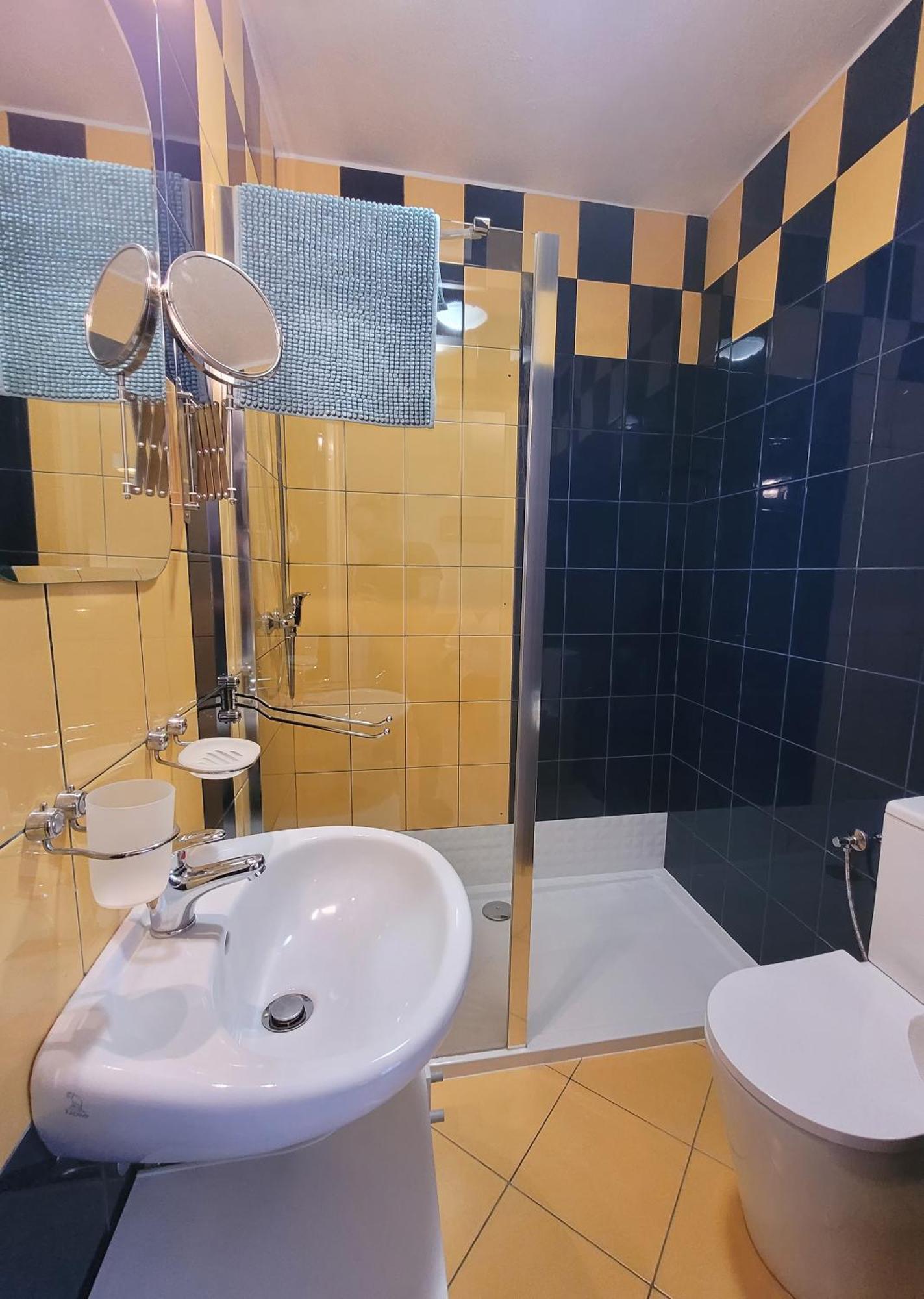 Iwona Pokoje Apartamenty Karwia Buitenkant foto