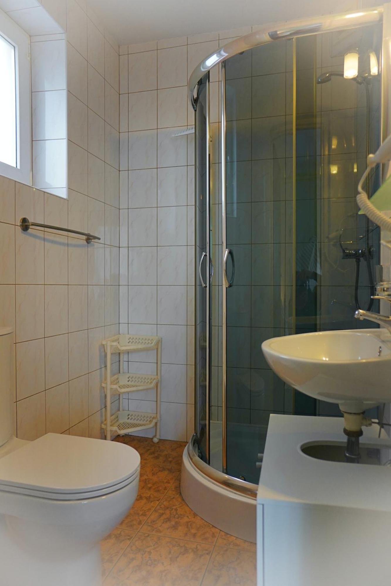 Iwona Pokoje Apartamenty Karwia Kamer foto